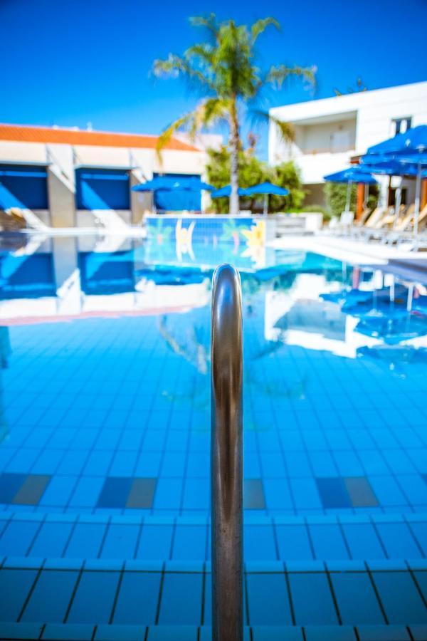 Anais Suites Kato Daratso Exterior photo