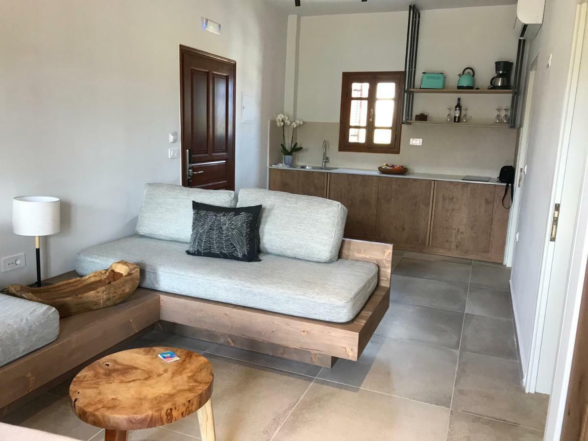 Anais Suites Kato Daratso Exterior photo
