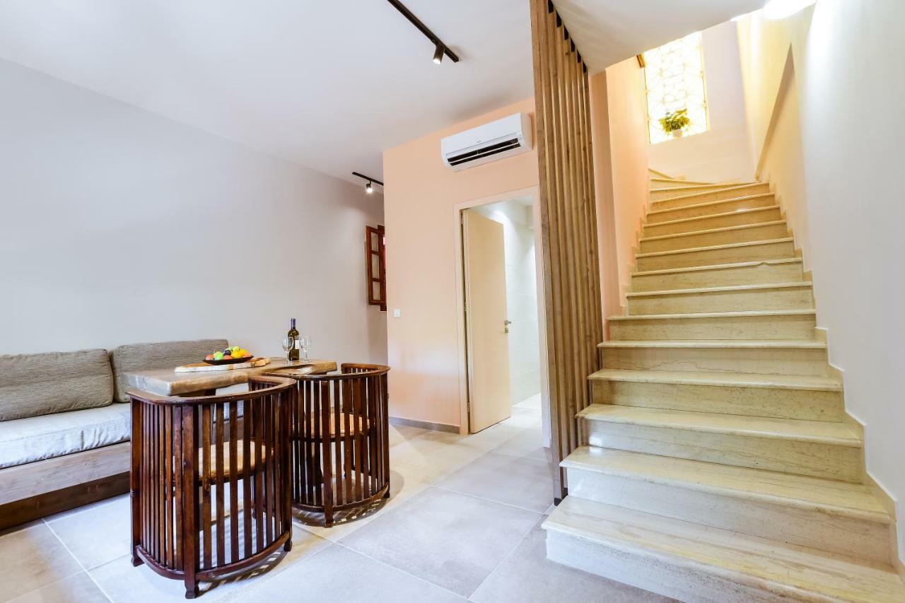 Anais Suites Kato Daratso Exterior photo