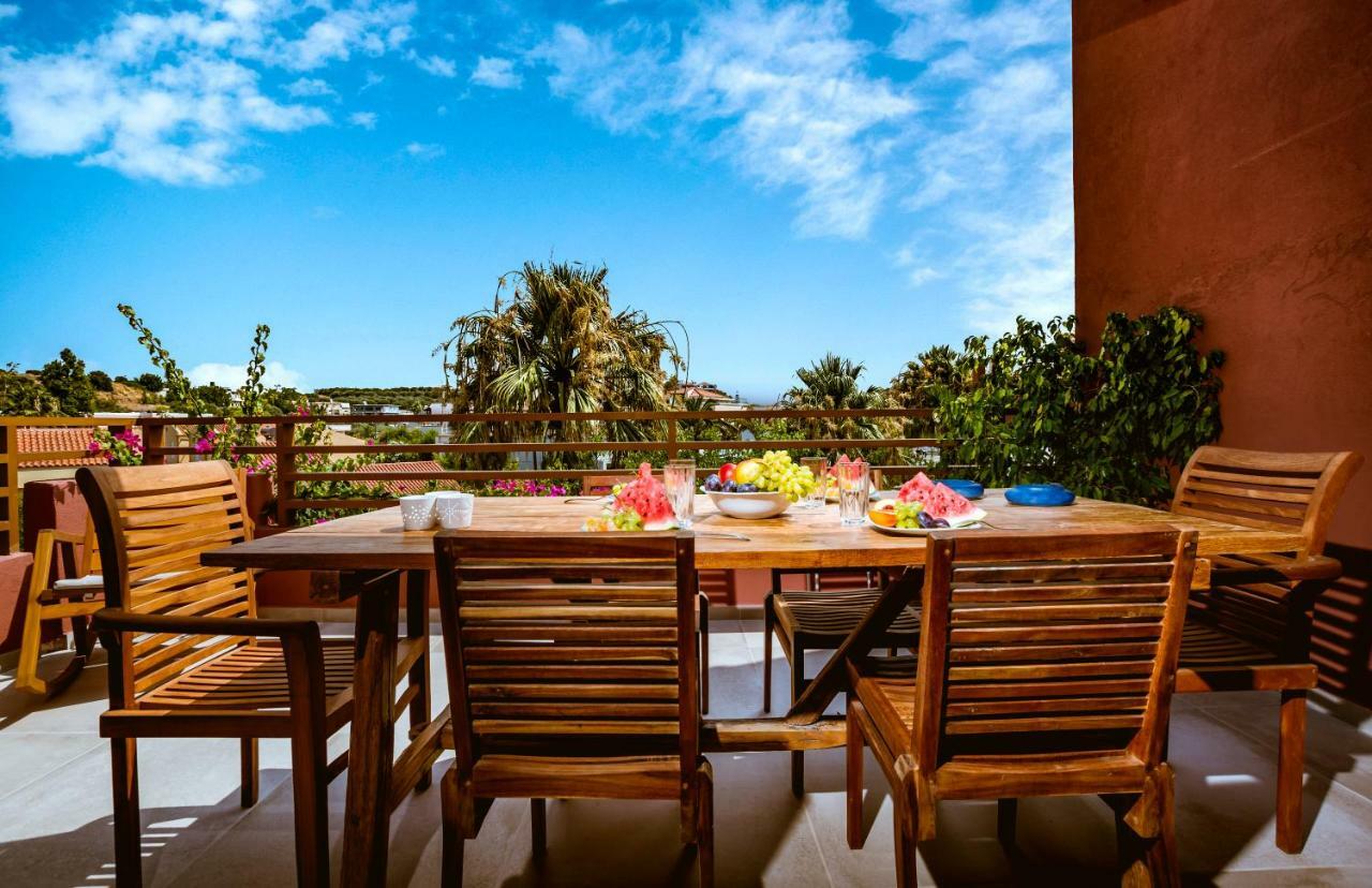Anais Suites Kato Daratso Exterior photo